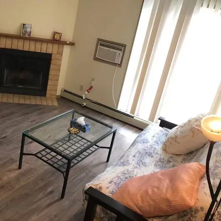 Rent this 2 bed condo on Winnipeg in MB R3T 5K8, Canada