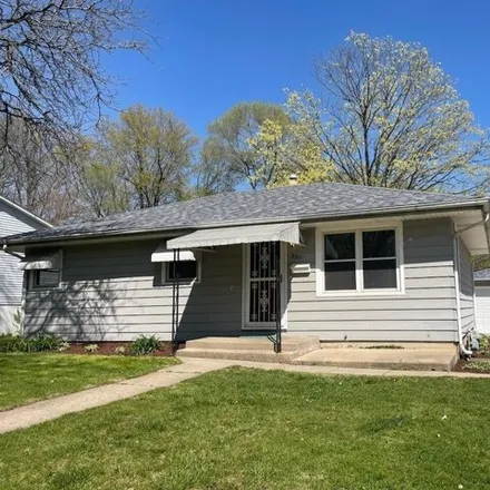 Buy this 3 bed house on 3327 Alida Street in Rockford, IL 61101