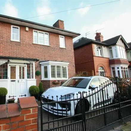 Buy this 3 bed house on Sandbeck Road in Doncaster, DN4 5EU