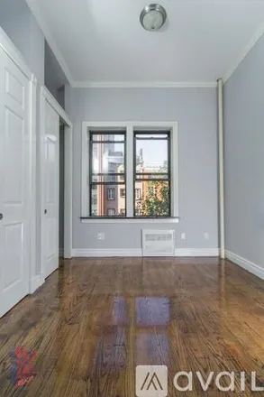 Rent this 1 bed duplex on 562 Hudson St