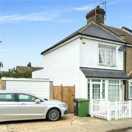 Buy this 2 bed house on Vernon Road in Church Road, Swanscombe