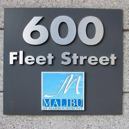 Image 4 - LTD at Malibu, 600 Fleet Street, Old Toronto, ON M5V 1B3, Canada - Apartment for rent
