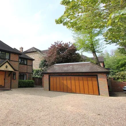 Rent this 5 bed house on South Park in Gerrards Cross, SL9 8HG