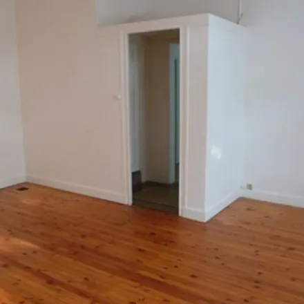 Rent this 2 bed apartment on 22 boulevard Desaix in 63000 Clermont-Ferrand, France