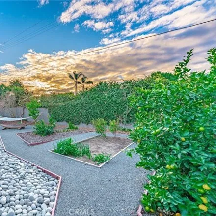 Image 2 - 3855 Shad Place, Los Angeles, CA 90732, USA - House for sale