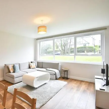 Image 6 - Dorrington Court, South Norwood Hill, London, SE25 6DF, United Kingdom - Apartment for sale