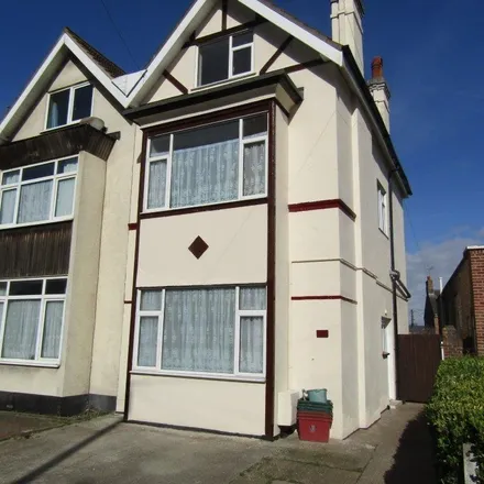 Rent this 5 bed townhouse on 7 High Street in Tendring, CO14 8BN