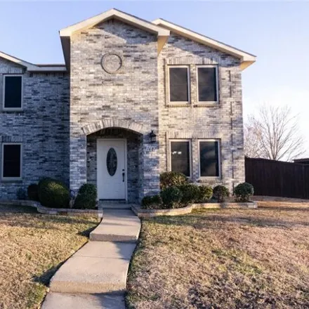 Rent this 4 bed house on 1689 Westbury Drive in Rockwall, TX 75032