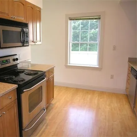 Image 2 - 6 Abbott Lane, Concord, MA 01742, USA - Townhouse for rent
