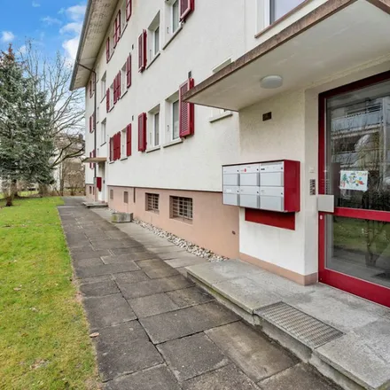 Rent this 4 bed apartment on Feldegg 9 in 3250 Lyss, Switzerland