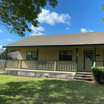 Rent this 3 bed house on 9147 County Road 519 in Johnson County, TX 76009
