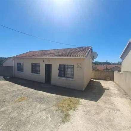 Image 6 - Snow Road, Fathridge, East London, 5252, South Africa - Apartment for rent