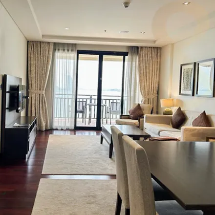 Image 7 - Shoreline Street, Palm Jumeirah, Dubai, United Arab Emirates - Apartment for sale