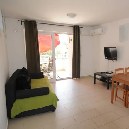 Image 2 - Općina Starigrad, Zadar County, Croatia - Apartment for rent