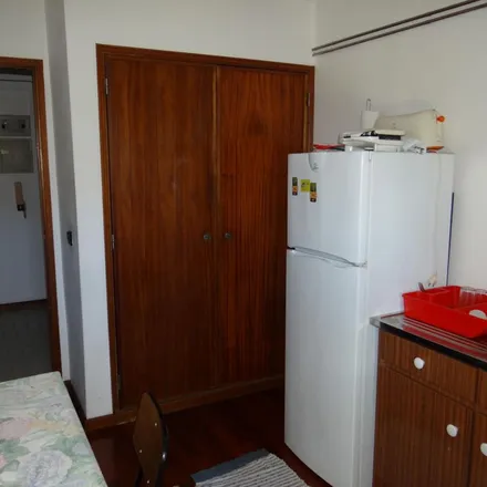 Rent this 3 bed apartment on Rua Antero de Quental 15 in 3000-032 Coimbra, Portugal