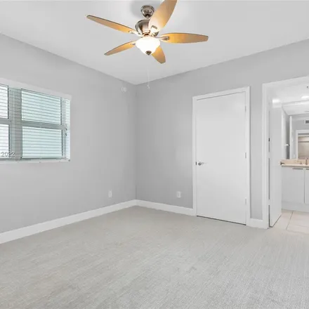 Image 3 - unnamed road, North Miami, FL 33181, USA - Apartment for rent