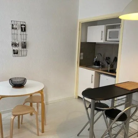 Rent this 1 bed apartment on 85 Rue de Maubec in 31300 Toulouse, France