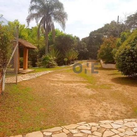 Buy this 3 bed house on Rua Cairo in Jardim dos Oliveiras, Cotia - SP