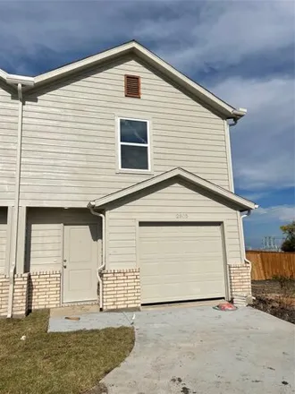 Rent this 2 bed house on unnamed road in Sherman, TX 75092