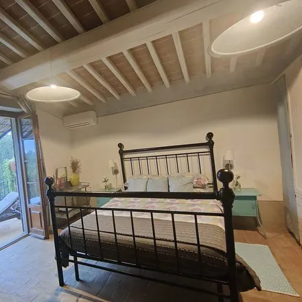 Rent this 2 bed house on 53019 Castelnuovo Berardenga SI