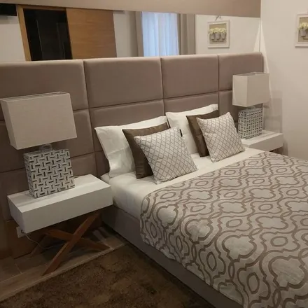 Rent this 2 bed house on Ilha de Portugal in 5050-280 Peso da Régua, Portugal