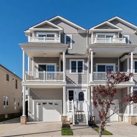 Image 2 - 312 East 24th Avenue, North Wildwood, Cape May County, NJ 08260, USA - Townhouse for sale