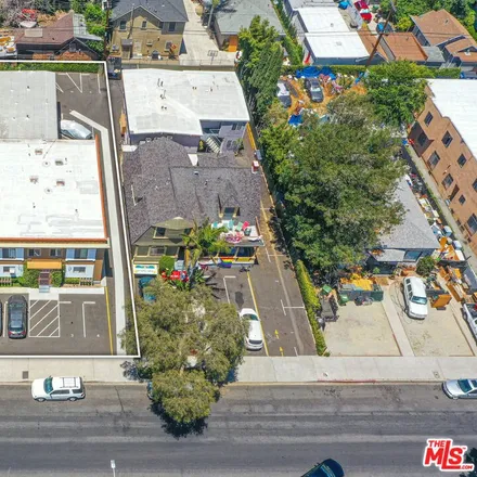 Image 2 - 1179 West 29th Street, Los Angeles, CA 90007, USA - Townhouse for sale