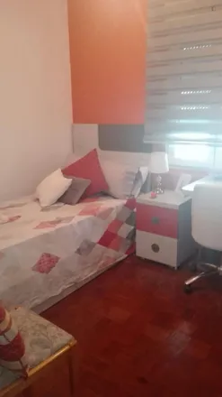 Rent this 3 bed room on Madrid in Calle de Zigia, 9