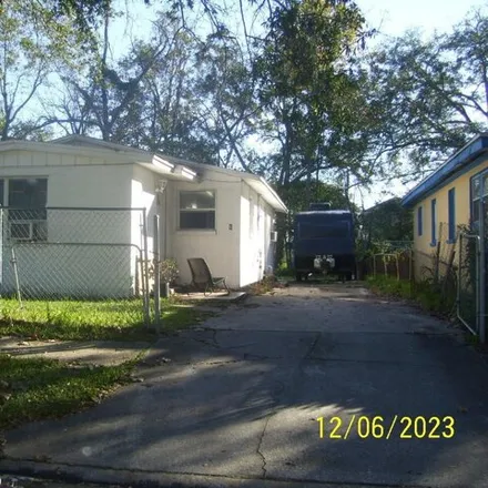 Buy this studio house on 2168 Placeda Street in Jacksonville, FL 32209