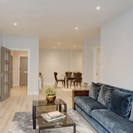 Rent this 3 bed apartment on Clive Court in Maida Vale, London