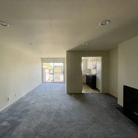 Image 5 - 1338 North Sierra Bonita Avenue, Los Angeles, CA 90046, USA - Apartment for rent