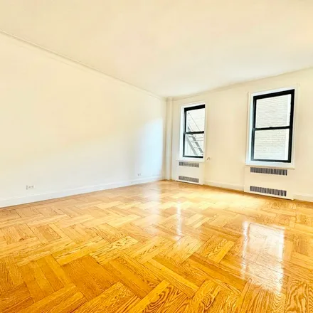 Rent this 1 bed apartment on 386 Fort Washington Avenue in New York, NY 10033