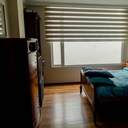 Rent this 1 bed apartment on Edificio Capri in Manrique Lara N40-202, 170516