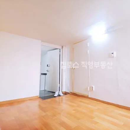 Rent this studio apartment on 서울특별시 강남구 역삼동 791-1
