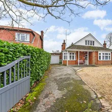 Buy this 4 bed house on 153 Botley Road in Crampmoor, SO51 5SX