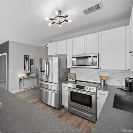 Image 8 - 3101 Blake Street, Denver, CO 80205, USA - Condo for sale