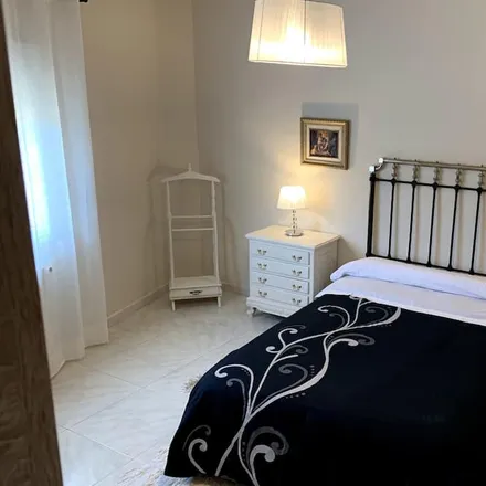 Rent this 3 bed house on 23360 La Puerta de Segura