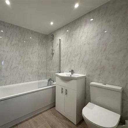 Image 7 - 7 Maple Mews, London, NW6 5UY, United Kingdom - Apartment for rent