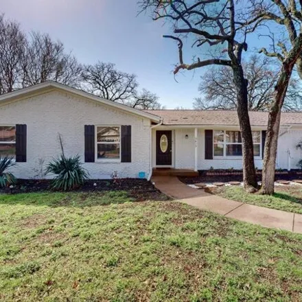Image 4 - 685 West Hillcrest Street, Keene, Johnson County, TX 76059, USA - House for sale