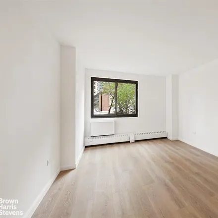 Image 3 - 100 BEEKMAN STREET 2H in Financial District - Apartment for sale