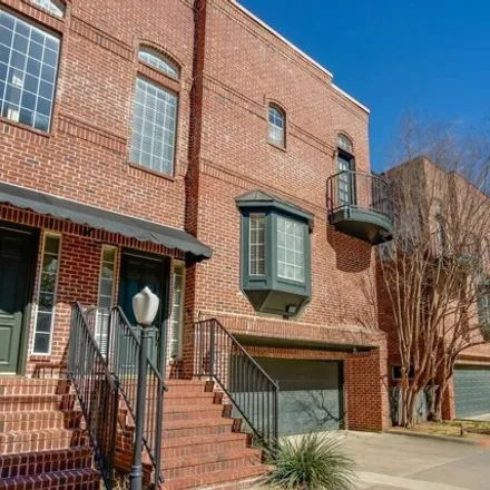 Image 2 - 4206 Gilbert Avenue, Dallas, TX 75219, USA - House for rent