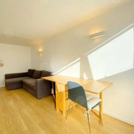 Buy this 1 bed apartment on Warwick House in 1.3.5.7:2, 4