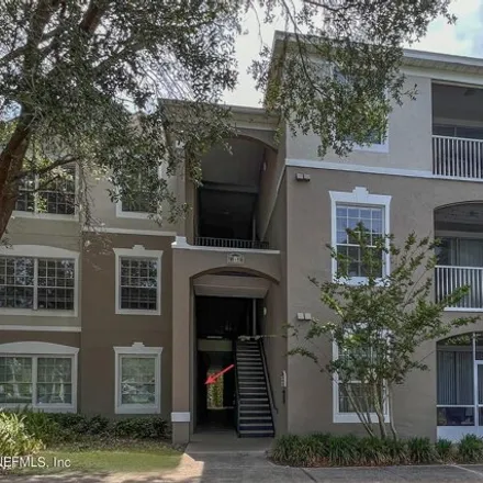 Buy this 3 bed condo on 10620 Baymeadows Road in Jacksonville, FL 32256
