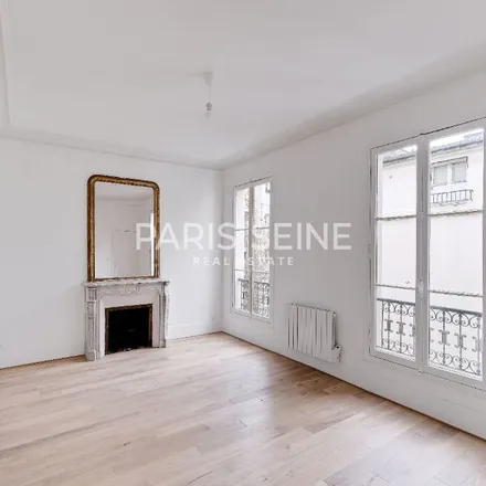 Rent this 4 bed apartment on Ecole de Paris-congo مدرسة باريس الكونغو in Avenue Goulouni Wedeye, 6ème Arrondissement