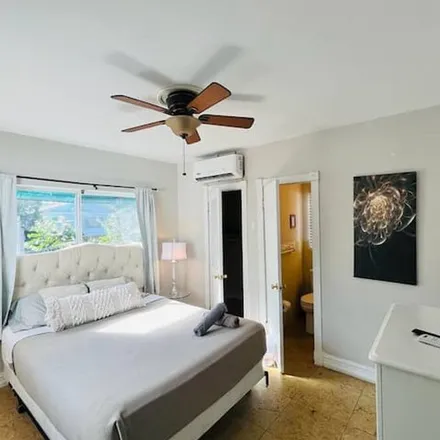 Rent this studio house on Miami