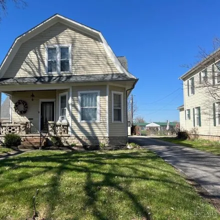 Buy this 4 bed house on North Detroit Street in Xenia, OH 45385