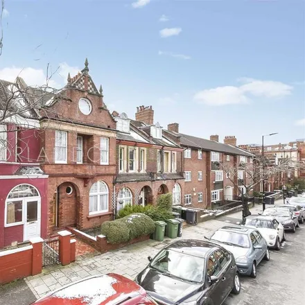 Rent this 4 bed duplex on Barcombe Avenue in London, SW2 3BD