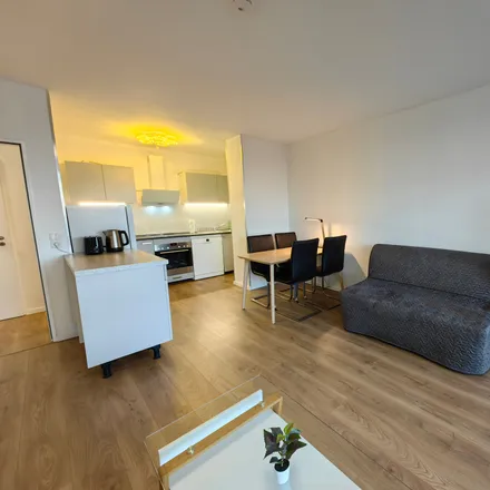 Image 4 - Görlitzer Straße 4, 41460 Neuss, Germany - Apartment for rent