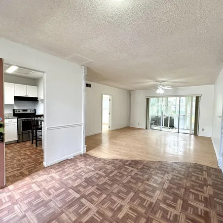 Image 2 - unnamed road, Palm Springs, FL 22400, USA - Apartment for rent