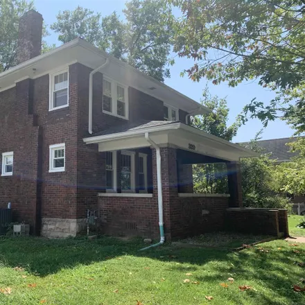 Rent this 8 bed house on 320 North Lincoln Street in Bloomington, IN 47408